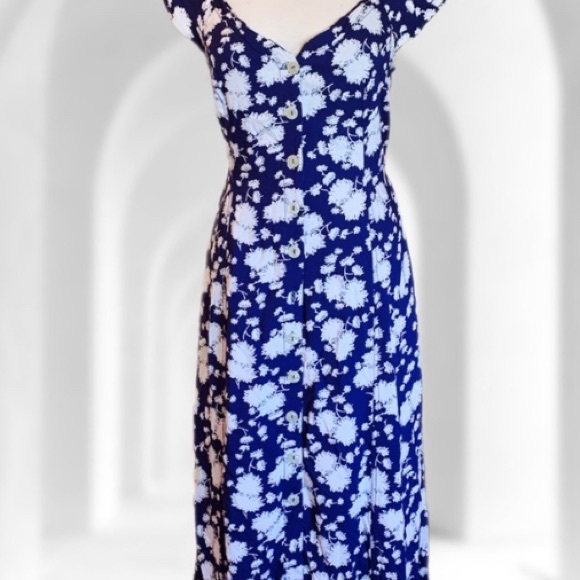 1190s style Maeve Anthropologie Floral lattice back maxi dress. - Picture 2 of 8